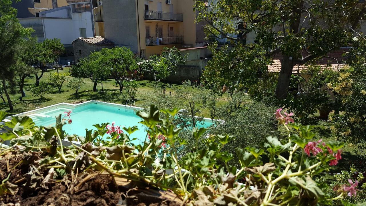 Villa Esmeralda Amantea Exteriör bild